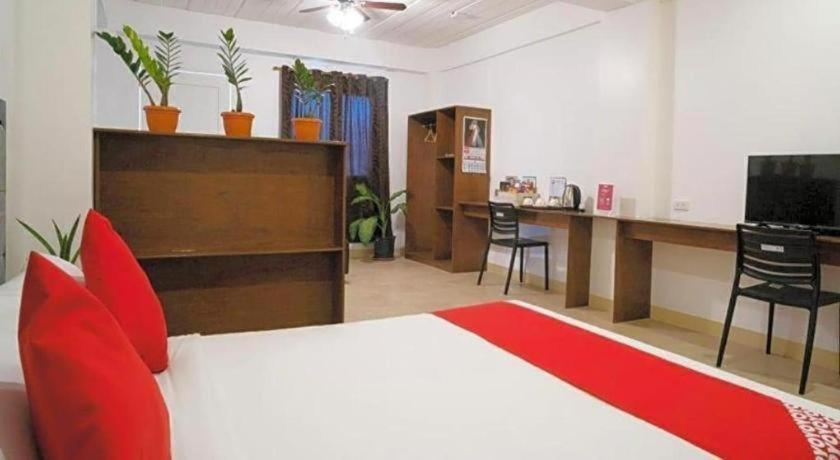 Oyo 150 Davao Airport View Hotel Zewnętrze zdjęcie